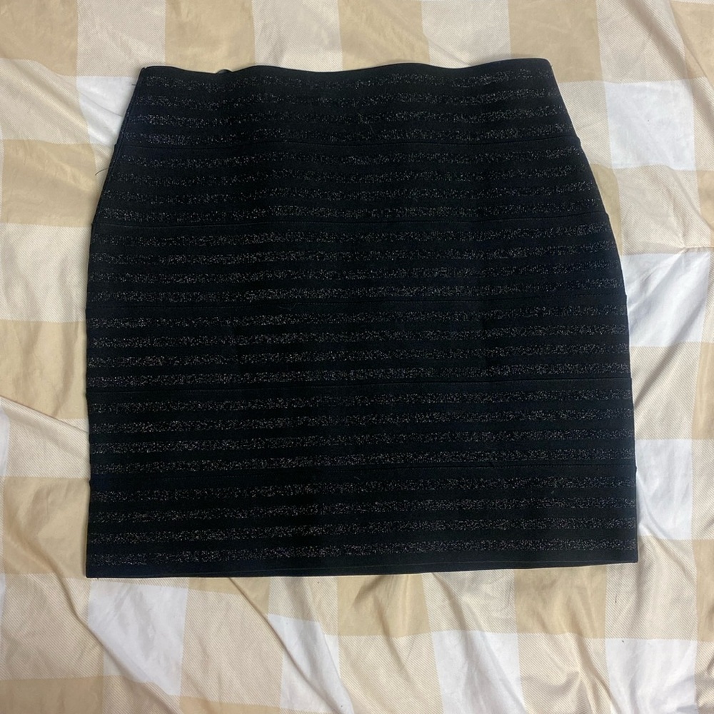 Forever 21 black sparkly pencil skirt